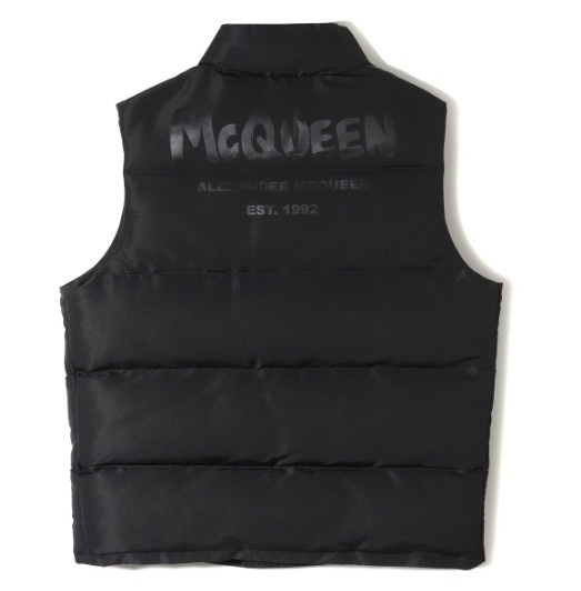 Graffiti puffer padded vest
