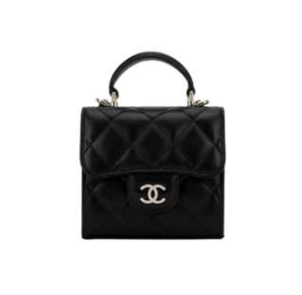 Chanel Clutch with Chain Lambskin & Gold Black