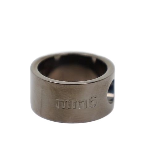 Cut-out logo ring