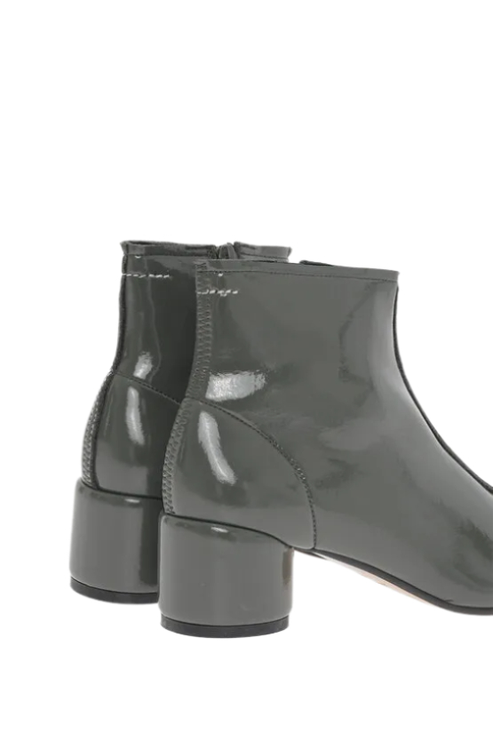 Solid Color Ankle Boots with Zip Closure Heel