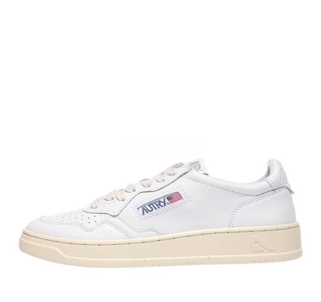 Medalist raw leather sneakers