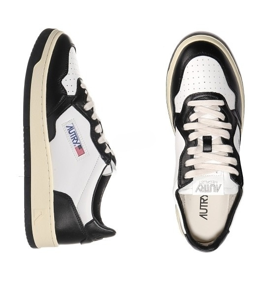 Medalist raw leather sneakers