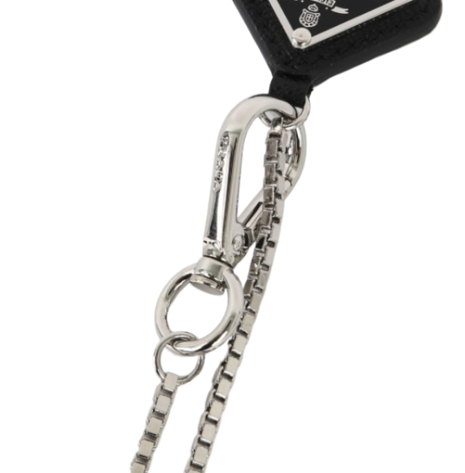 Metal triangle key ring