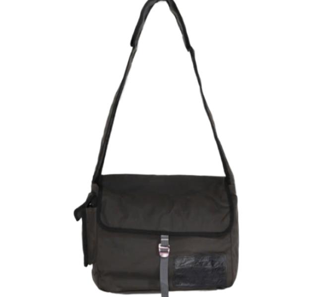 24FWMessenger Bag