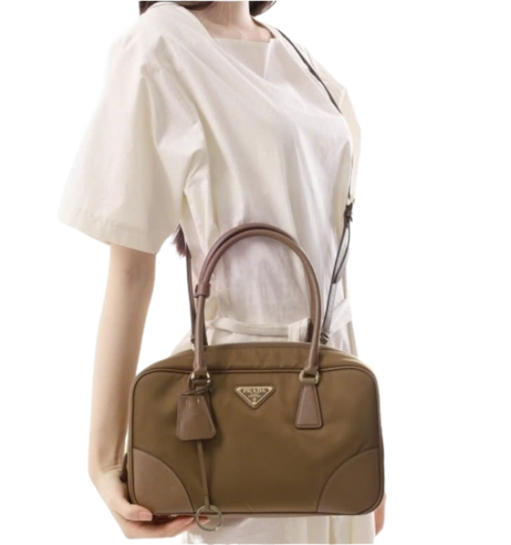 Re-edition 1978 Medium Re-Nylon Saffiano Two-Handle Bag