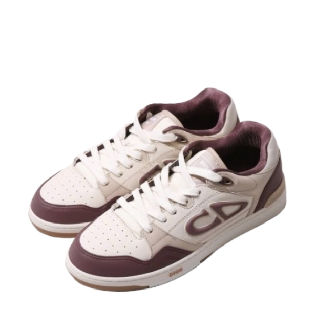 B57 low top sneakers