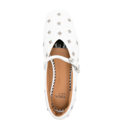 Studded leather flat shoes 