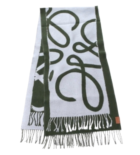 Anagram scarf