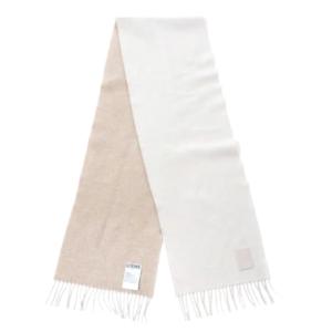 Our cashmere scarf