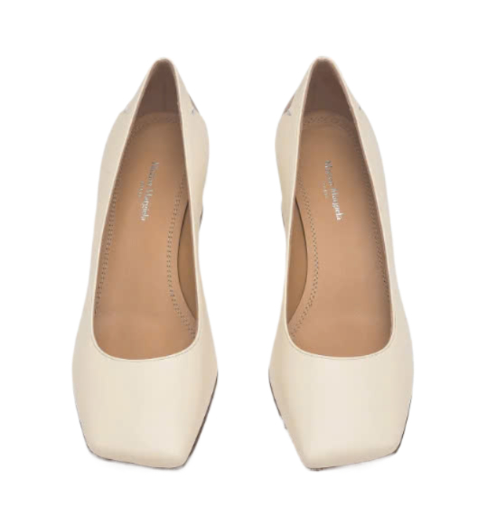 4 Stitch Decorative Pumps - White