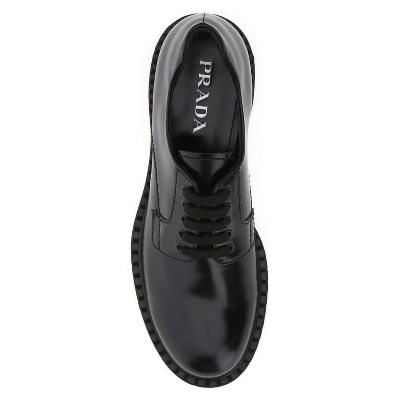 Brushed leather derby shoes