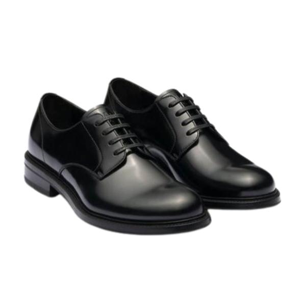 Brushed leather lace-up shoes