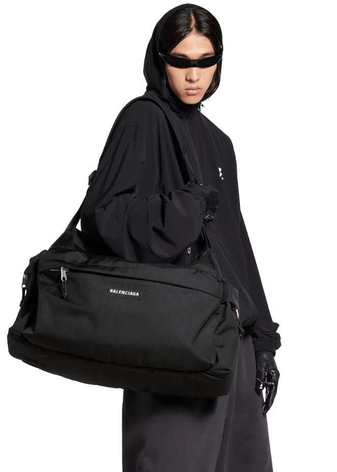  Explorer Medium Multi-Pocket Weekender Black