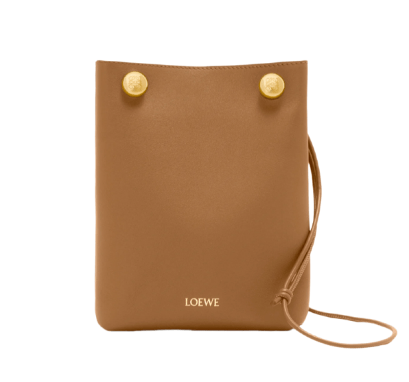 Pebble pouch in smooth calfskin - BROWN