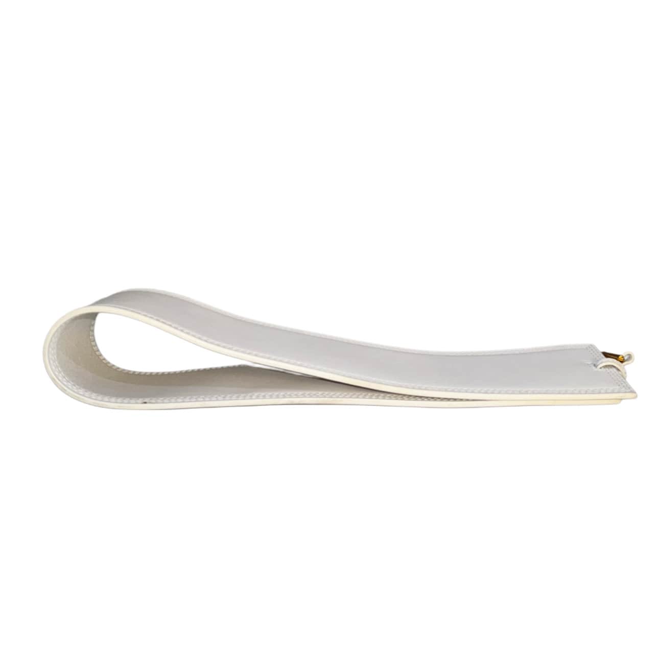 Le Carinu (White)