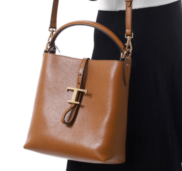  T Timeless Bucket Bag Mini 