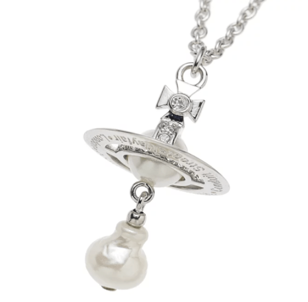 ALEKSA PENDANT NECKLACE