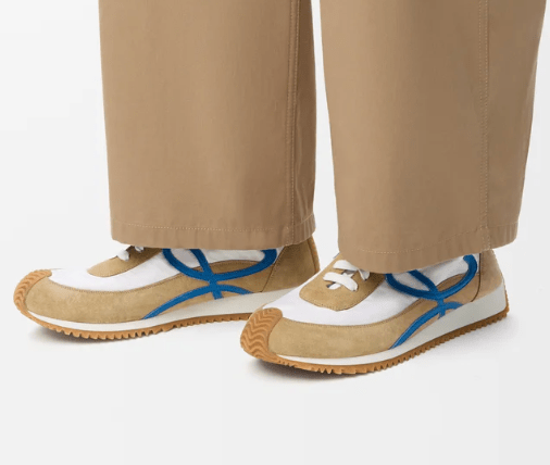 Flow Runner 2.0 in nylon and suede Beige