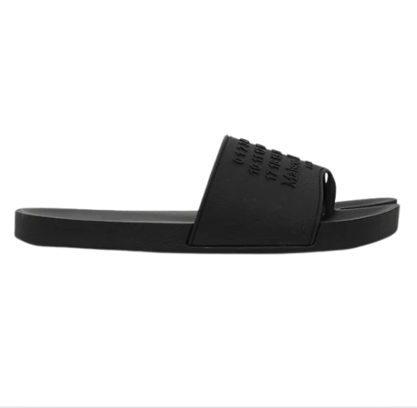 Maison Margiela Embossed Logo Tabi Slide Black