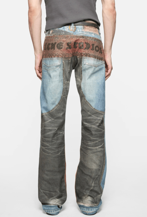 Regular fit jeans - 2010
