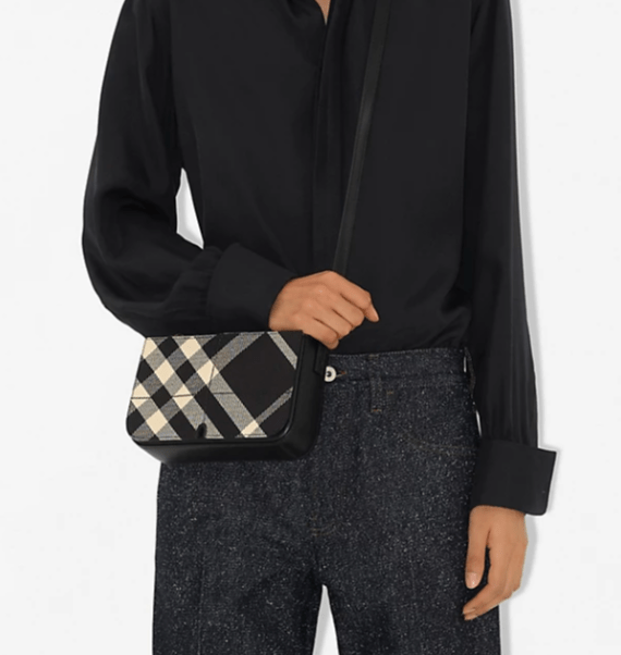Snip Crossbody Bag
