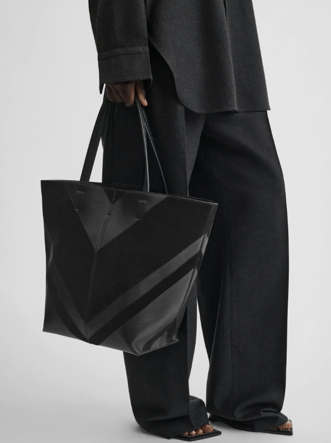 POT CABAS in black suede leather