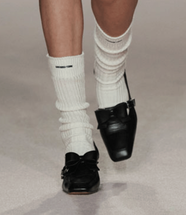 Shushu/Tong Women Square Toe Mid Heel Shoes Black - 25FW