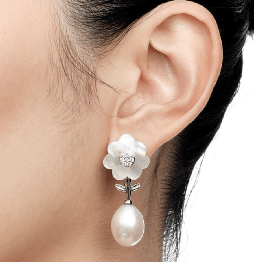 YVMIN Flower Pearl Drop Earrings