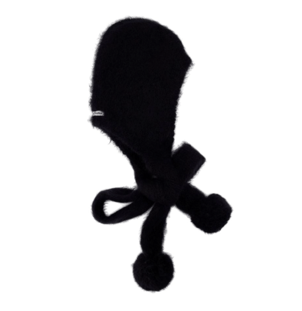 Mohair cap with earflaps black