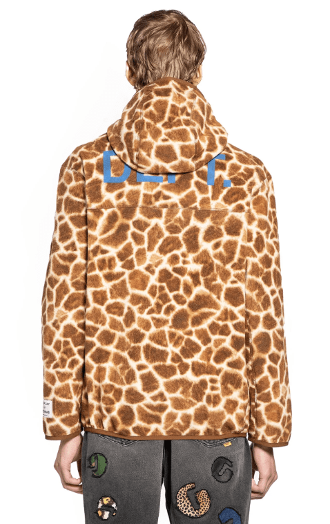 GALLERY DEPT. TRAIL FLEECE GIRAFFE