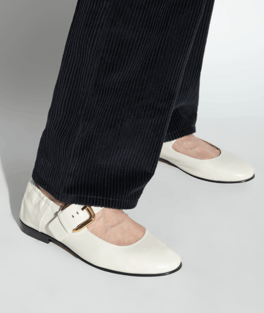 Cream Ballet flats `Astaire` 