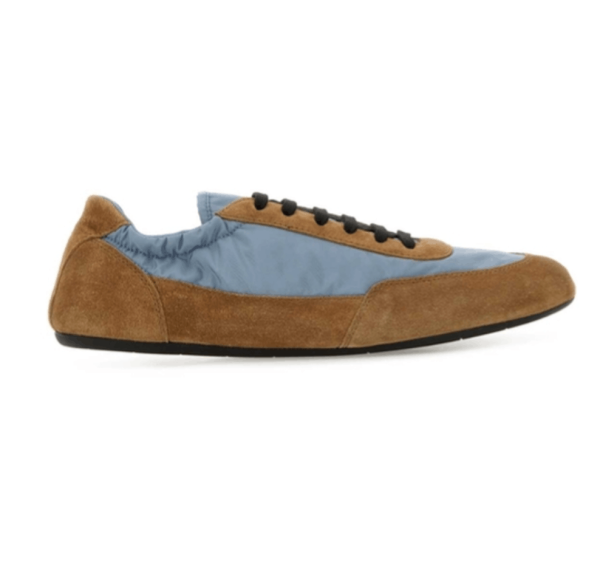 Sneakers Collapse In Re-nylon