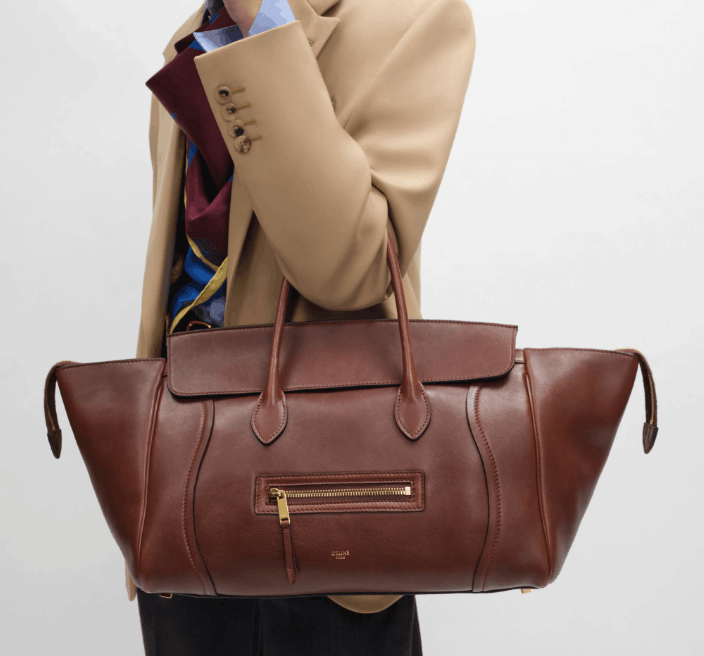 MEDIUM NEW LUGGAGE IN SUPPLE SHINY LAMBSKIN 