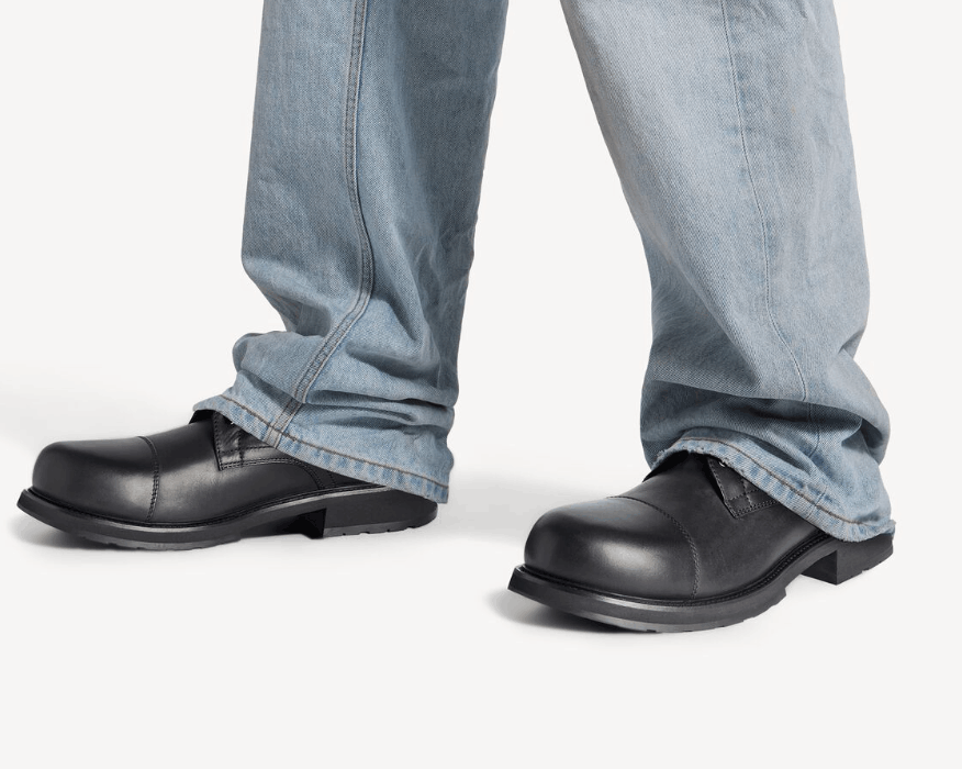 Men's Truck Derby in Black