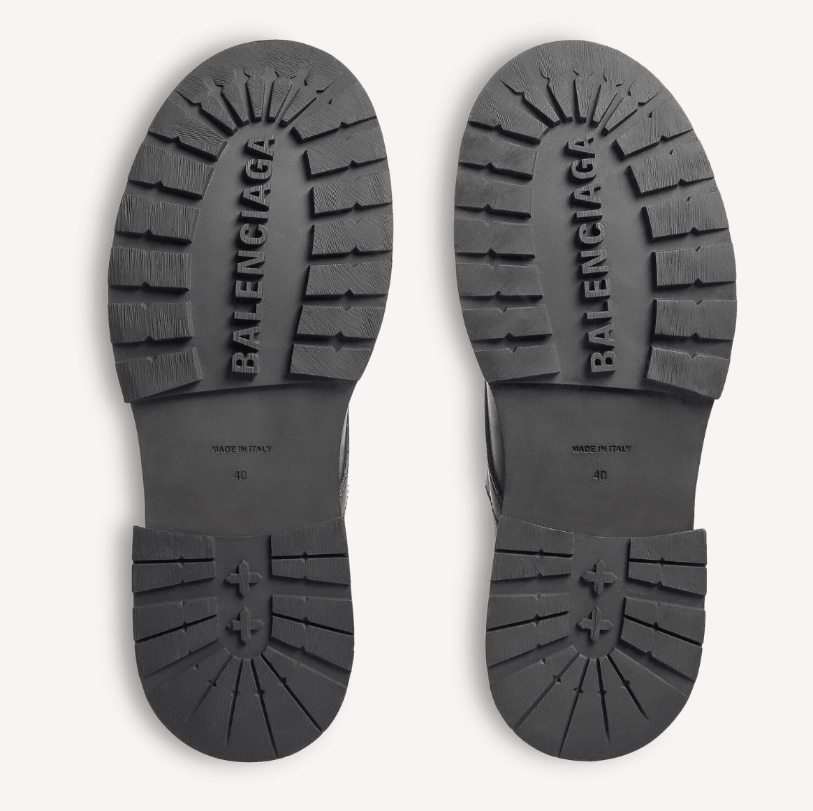 Men's Truck Derby in Black