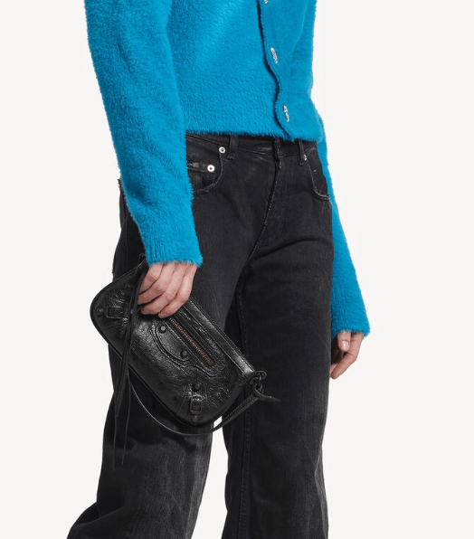 Le City Pouch On Strap in Black