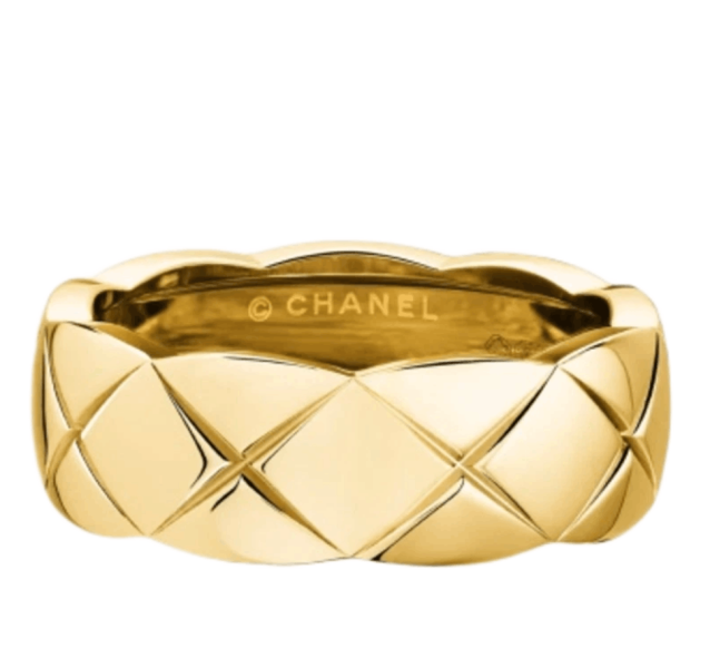 Chanel Coco Crush Ring Quilted Motif Small & 18K Yellow Gold