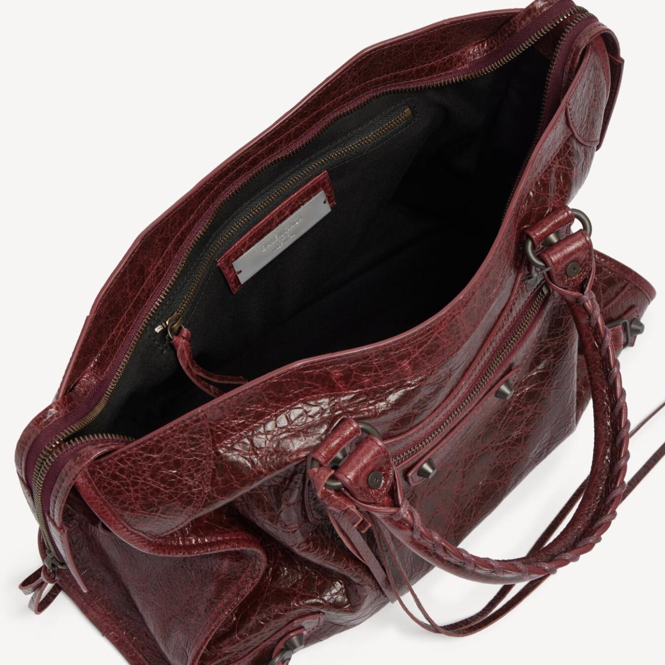 Le City Bag Medium in Berry Red