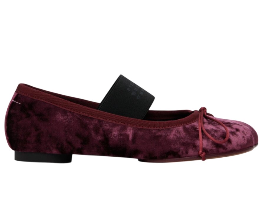 MM6 Maison Margiela: Burgundy Velvet Ballerina Flats 