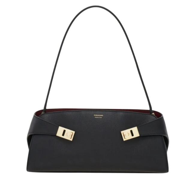 Hug East-West shoulder bag - BLACK