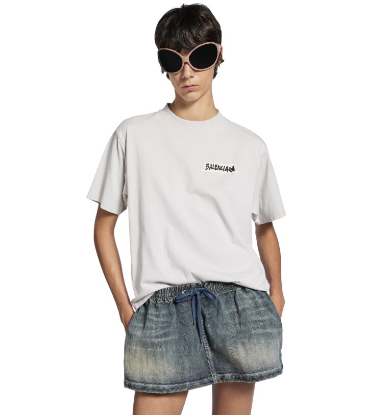 Masking Tape Medium Fit T-shirt in Dirty White