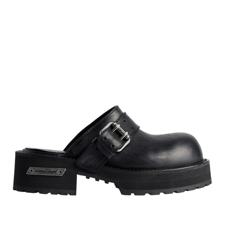 Venom Mule in Black