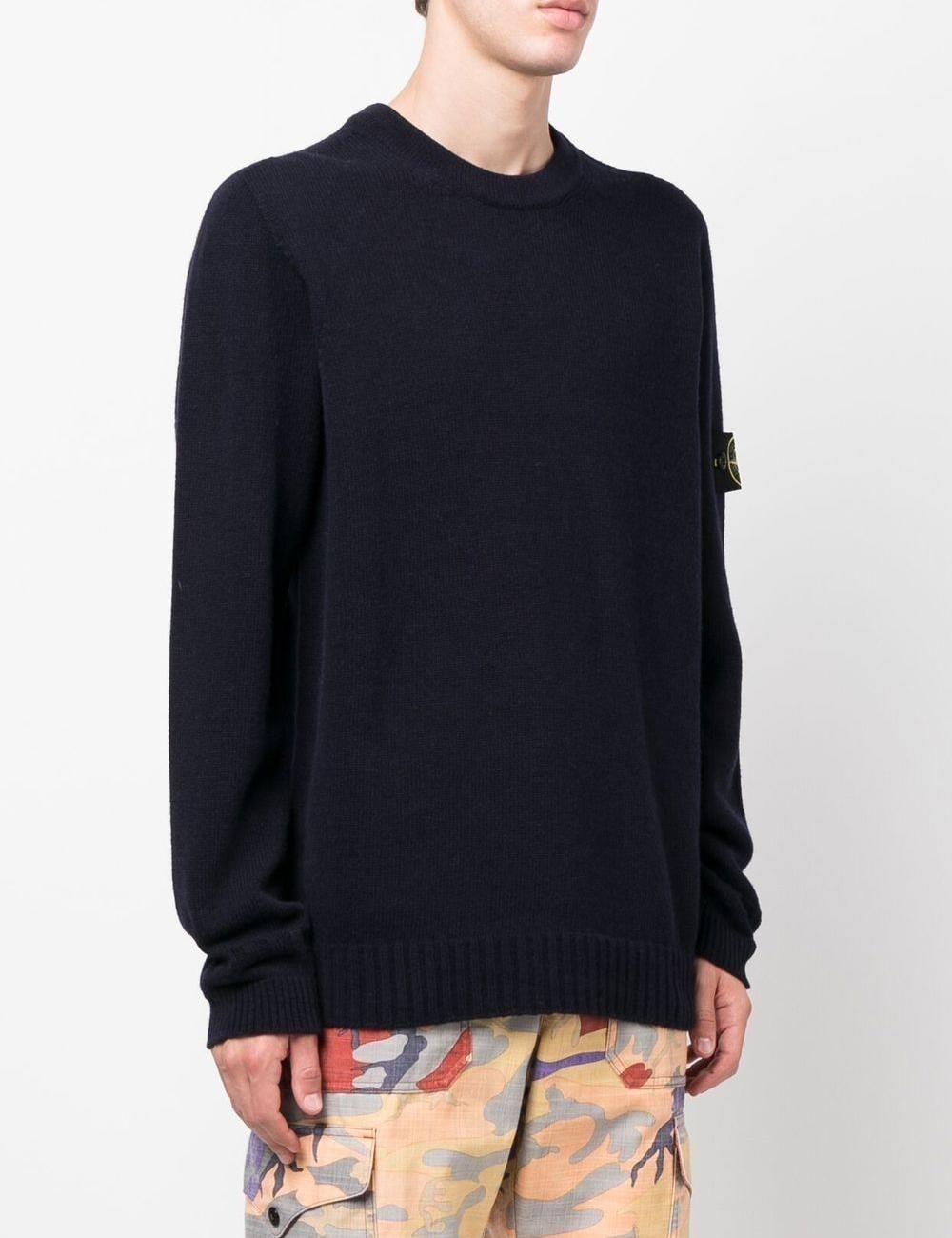 LAMBS WOOL ROUND KNIT