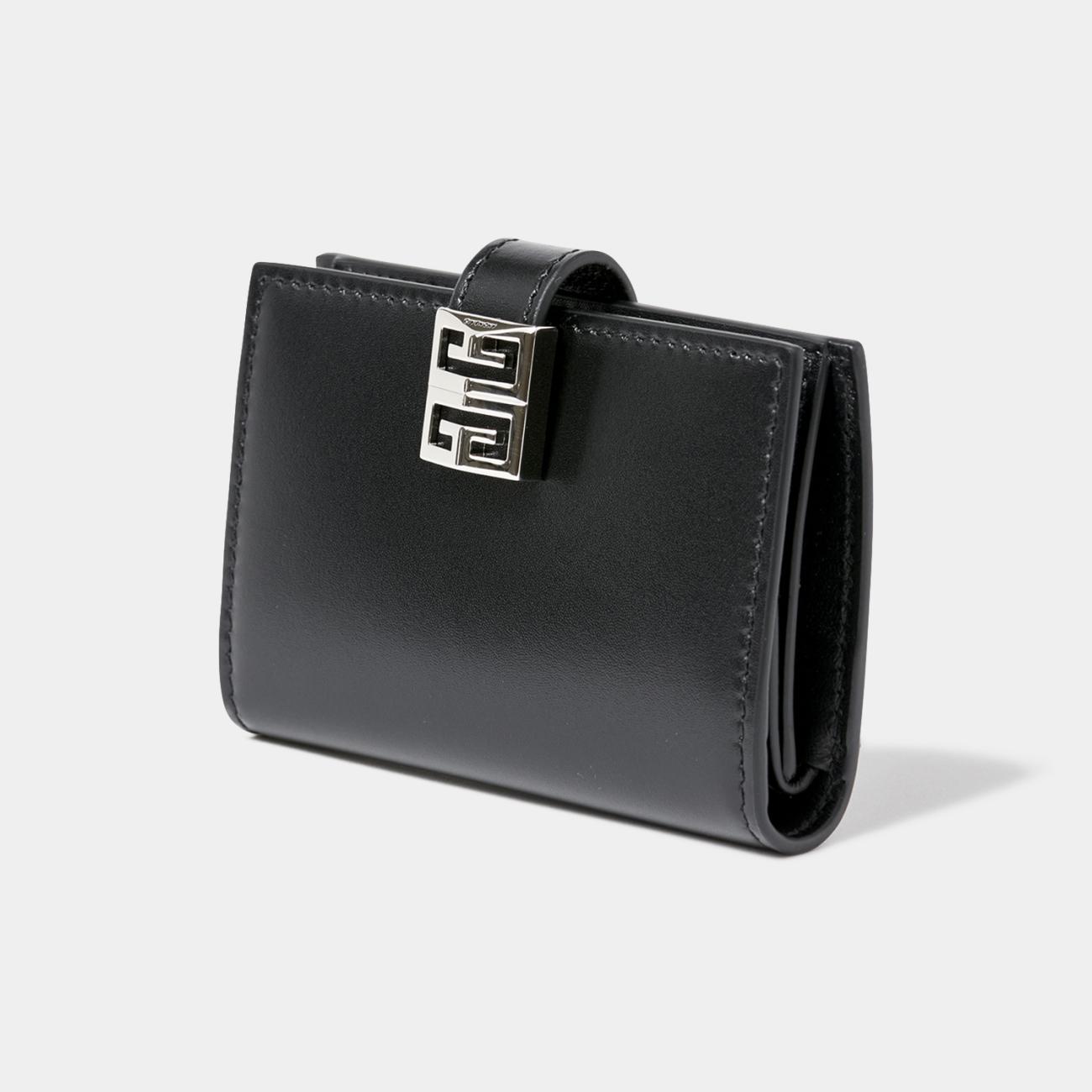 Small 4G wallet in smooth Box calfskin leather.