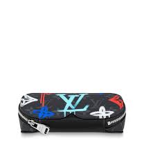 GRAFFITI GLASSES POUCH GM