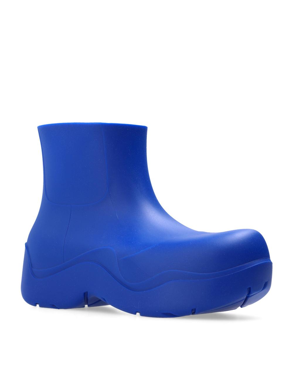 Puddle boots