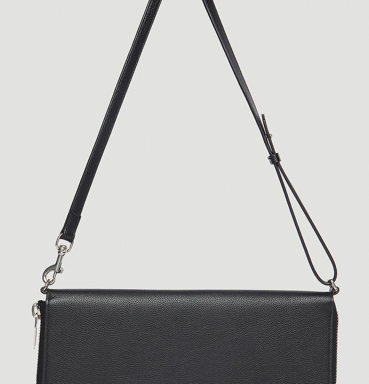 Leash Clutch Bag in Black