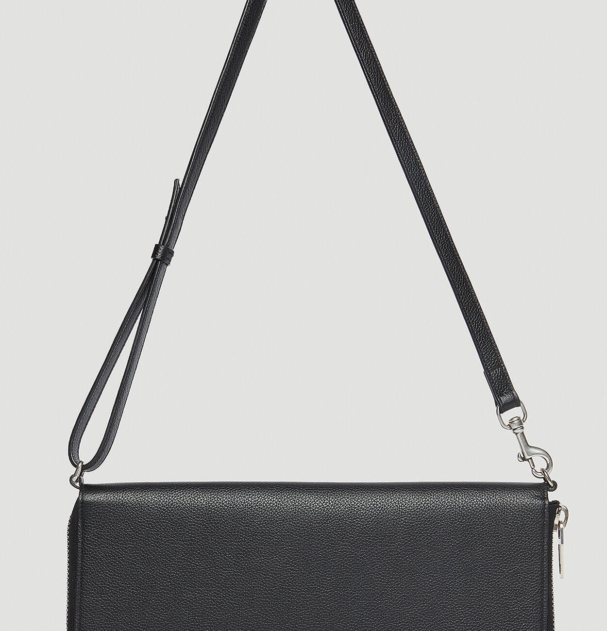 Leash Clutch Bag in Black