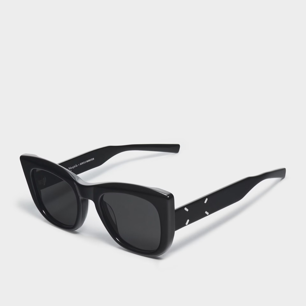 Maison Margiela – MM008 01