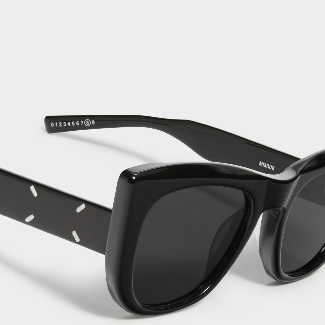 Maison Margiela – MM008 01